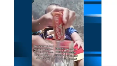 Viral Bayi Minum Kopi Saset Oleh Ibunya